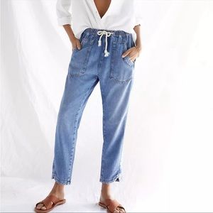 Anthropologie Pilcro Ultra High Rise Relaxed Pull On Jeans Size M